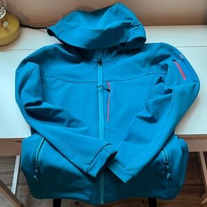 Arcteryx Women’s Medium Soft Shell